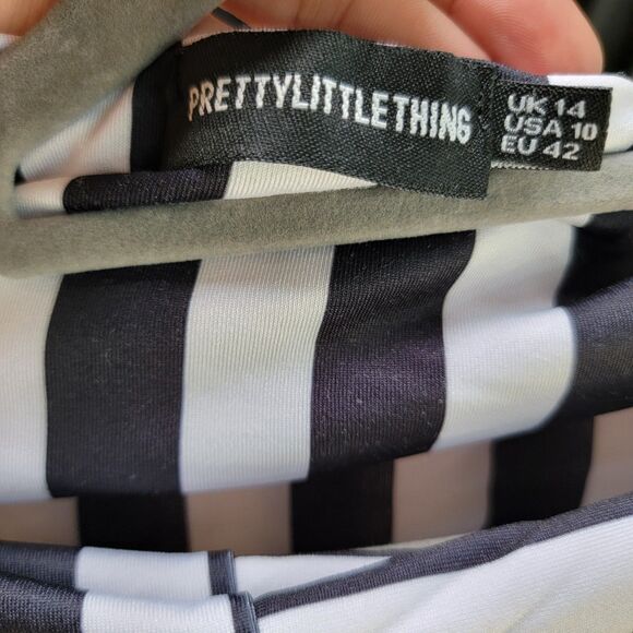 Pretty Little Thing Black & White Striped One Piece Sexy Bikini Swimsuit Size 10 - Picture 6 of 10